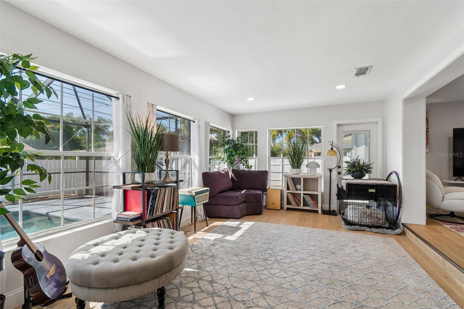 WOODMONT PARK - Residential