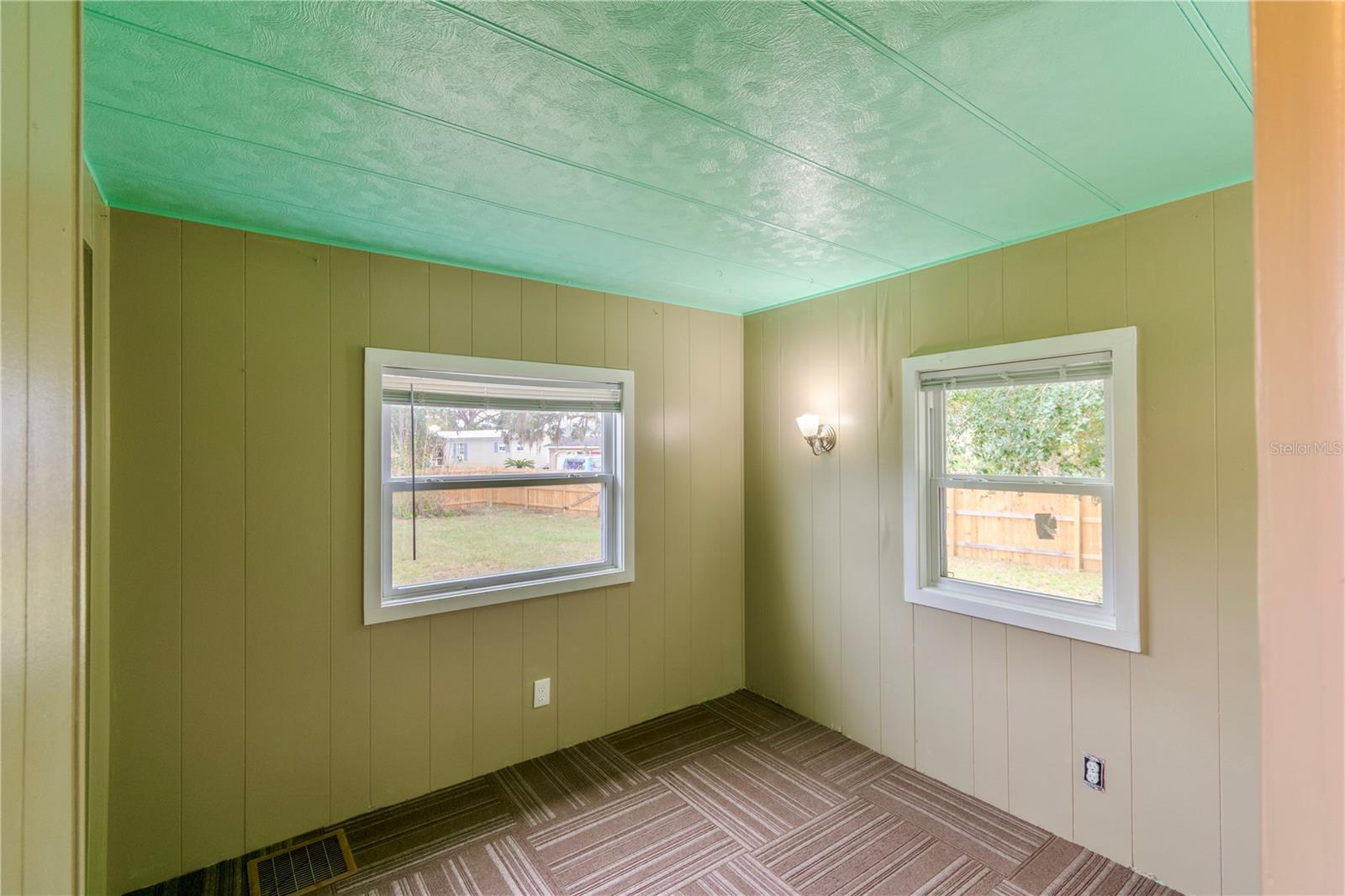 ROYAL COACH VILLAGE UNREC SUB - Residential