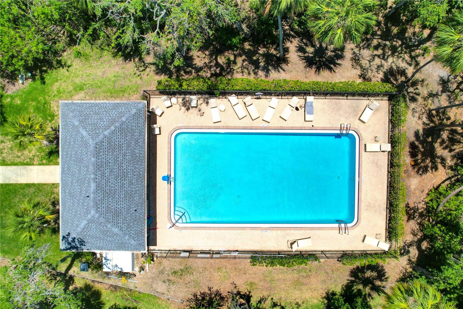 PALM RIVER TWNHMS PH 2 - Residential