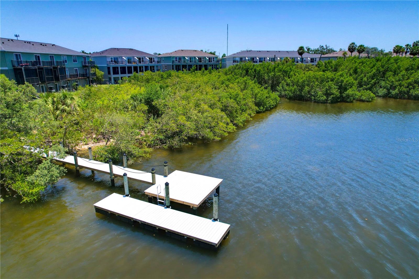 PALM RIVER TWNHMS PH 2 - Residential