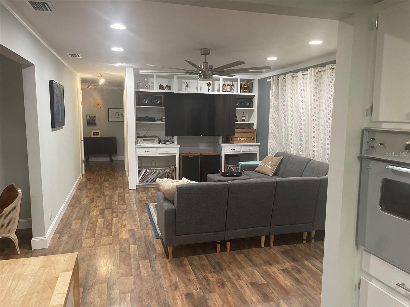 WHITES SUB - Residential