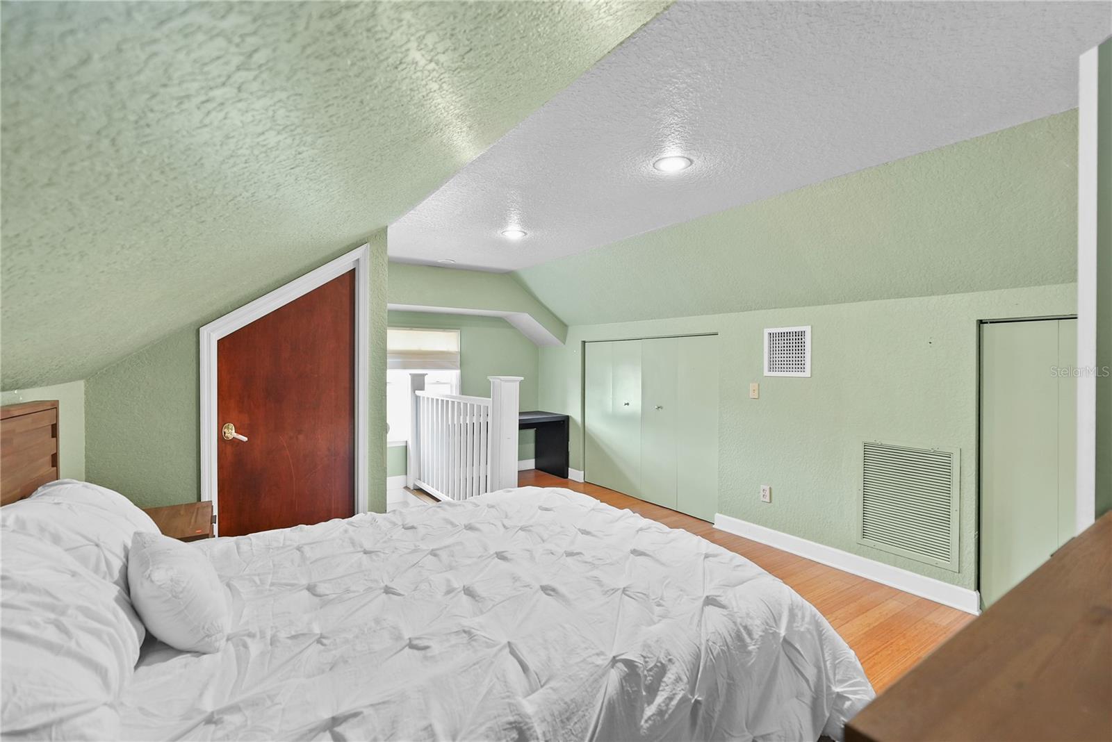 COLONIAL HILLS FIRST ADD - Residential