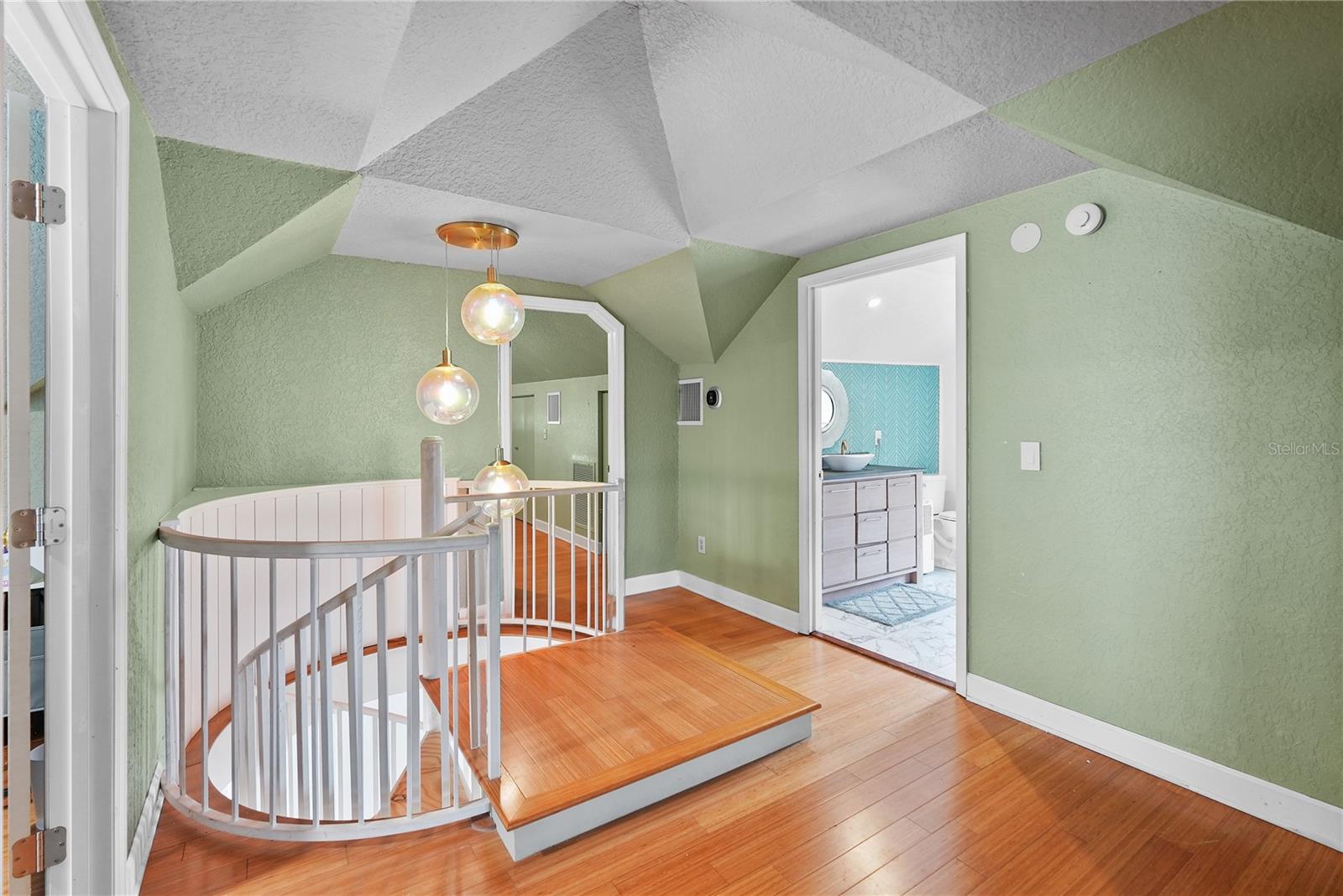 COLONIAL HILLS FIRST ADD - Residential