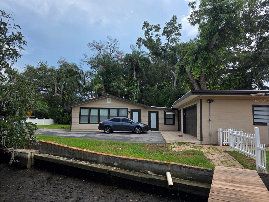 Photo of 8816 Memorial Highway, Tampa, FL 33615 (MLS # TB8542073)