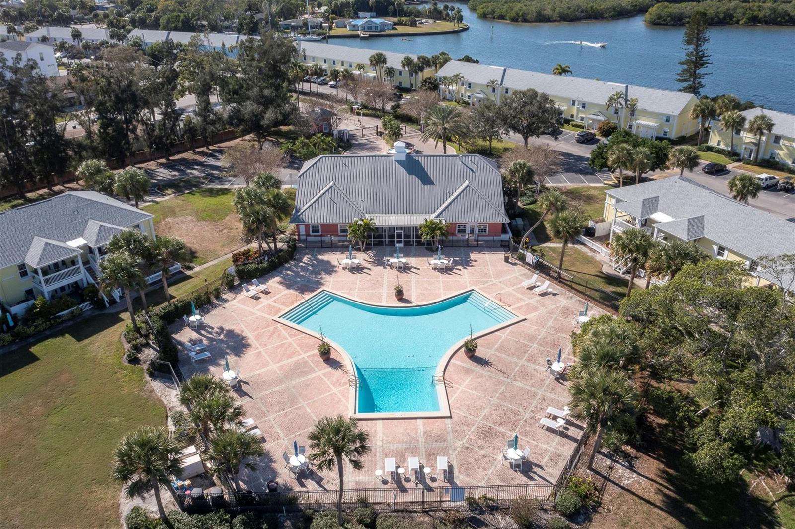 WATERSIDE AT COQUINA KEY NORTH - Residential