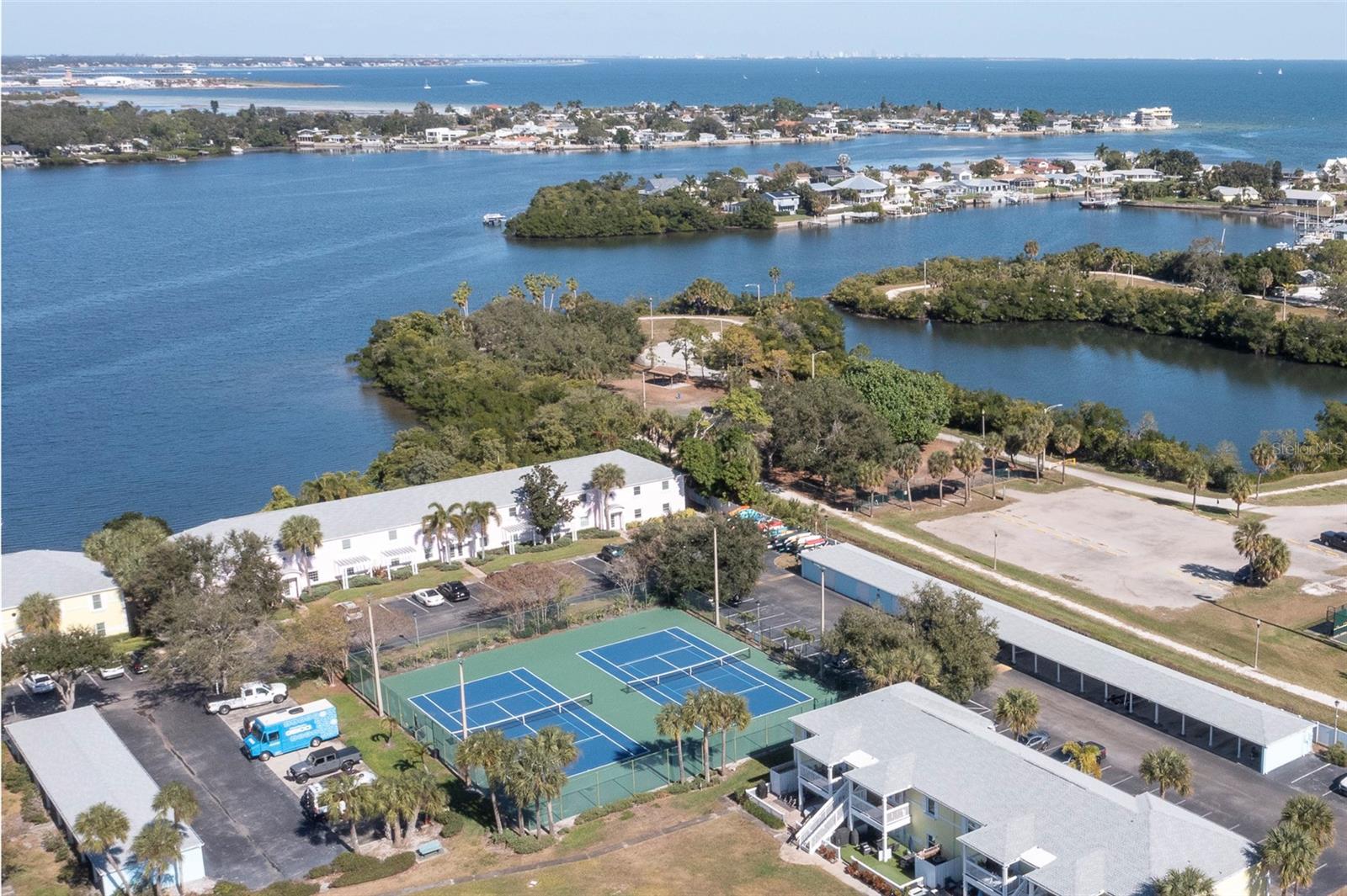 WATERSIDE AT COQUINA KEY NORTH - Residential