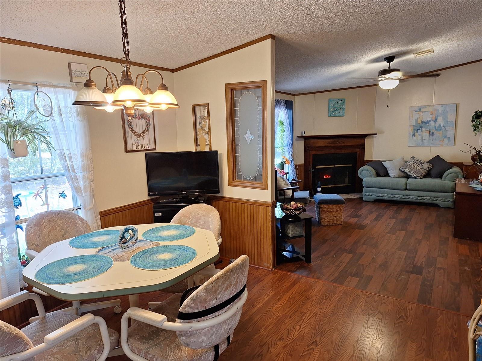 HUDSON GROVE ESTATES - Residential