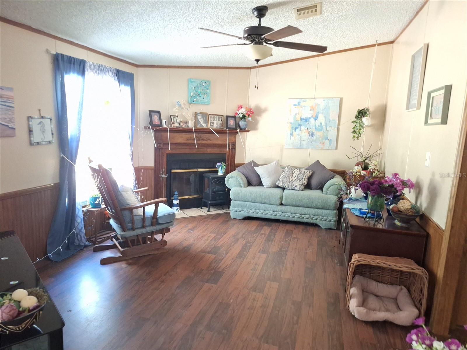 HUDSON GROVE ESTATES - Residential