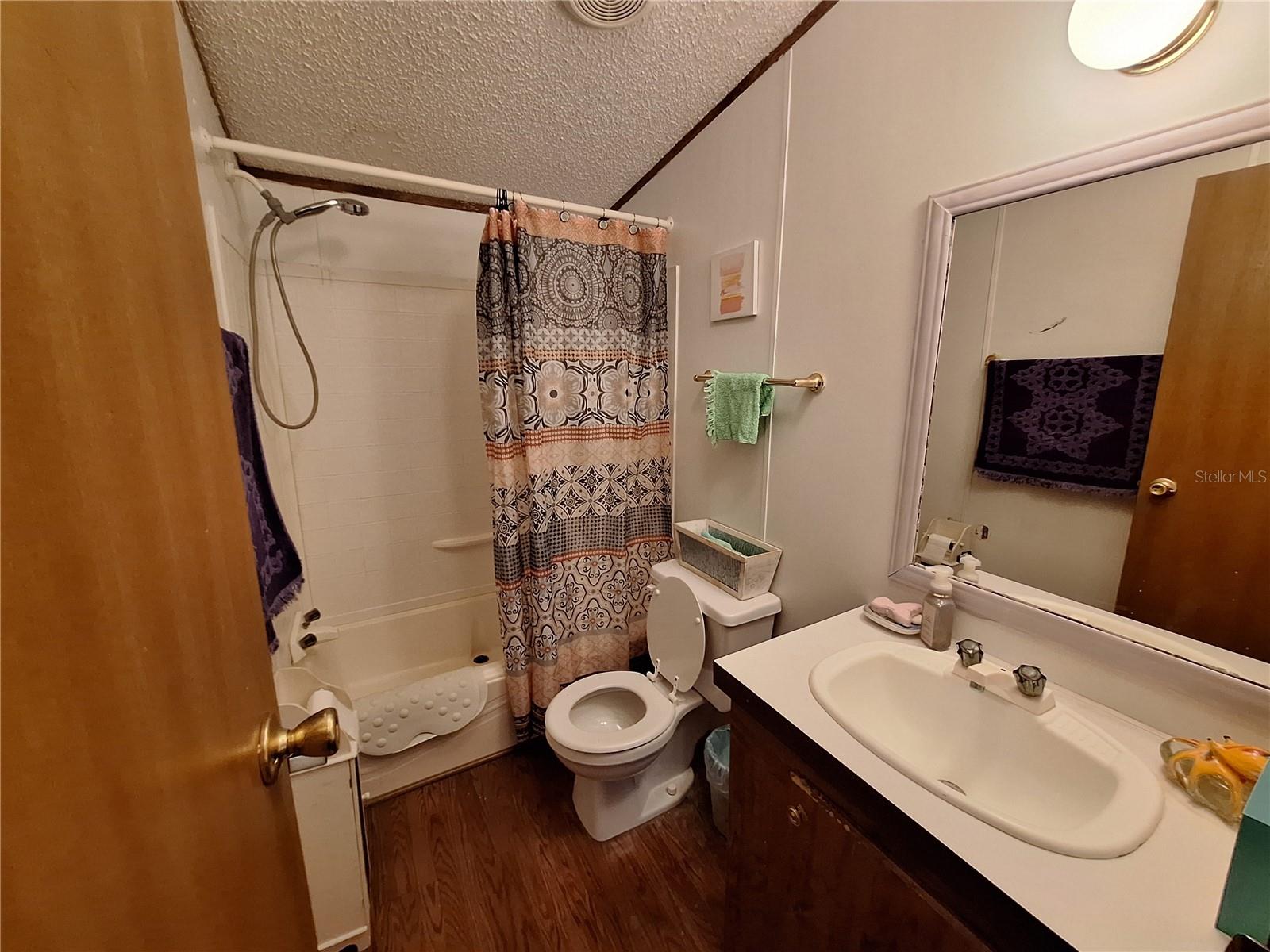 HUDSON GROVE ESTATES - Residential