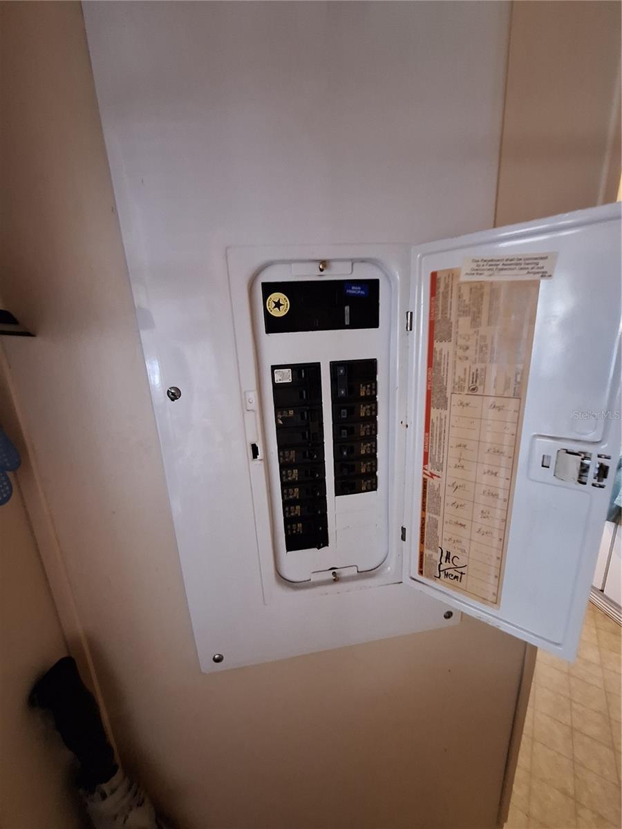 HUDSON GROVE ESTATES - Residential