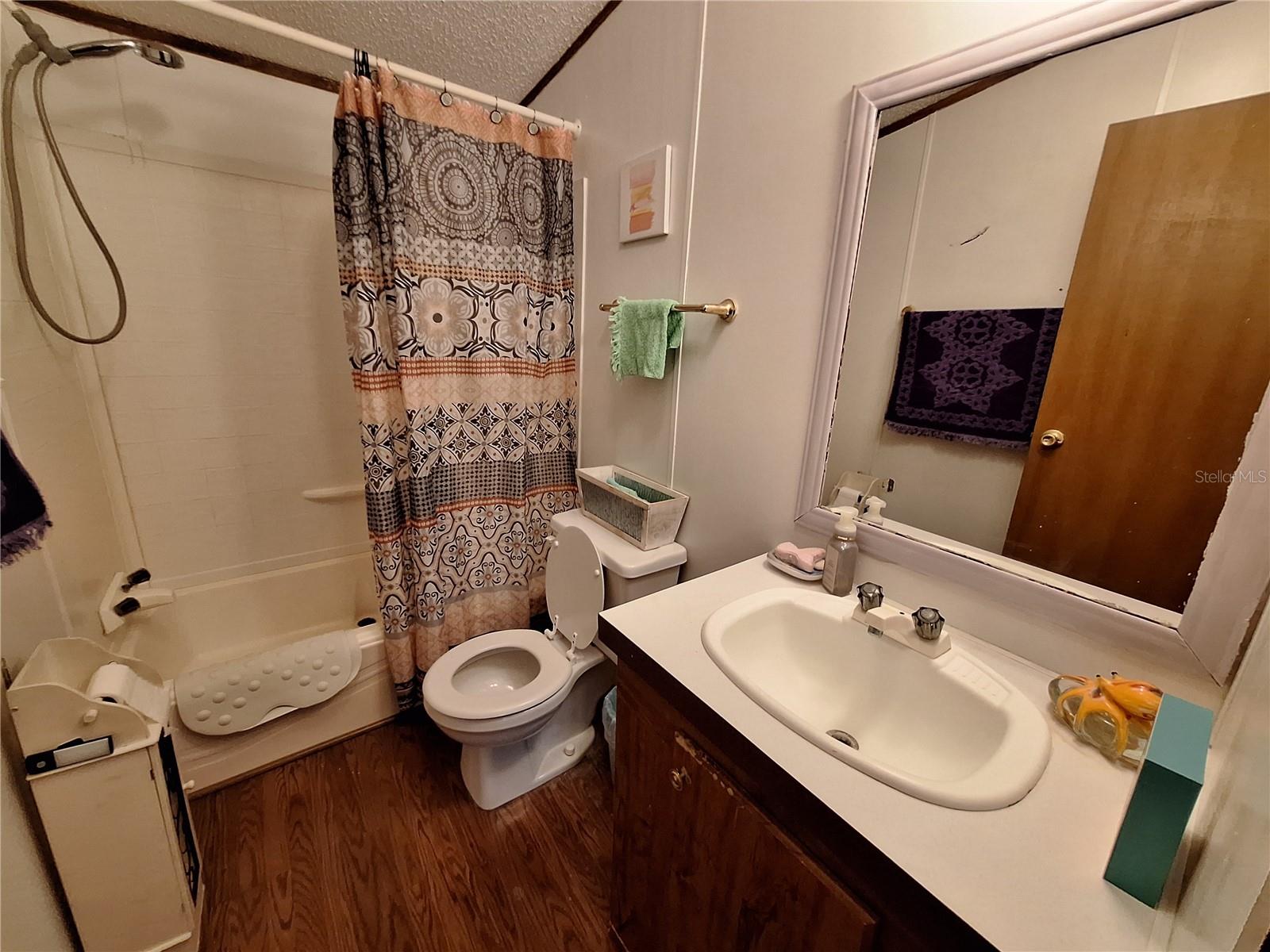 HUDSON GROVE ESTATES - Residential