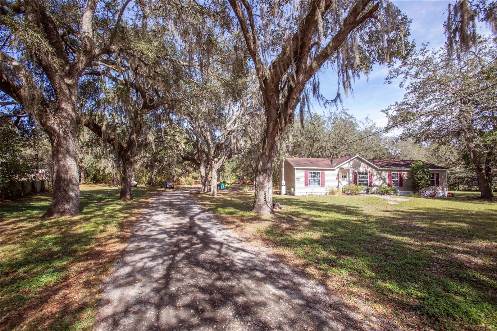 HUDSON GROVE ESTATES - Residential