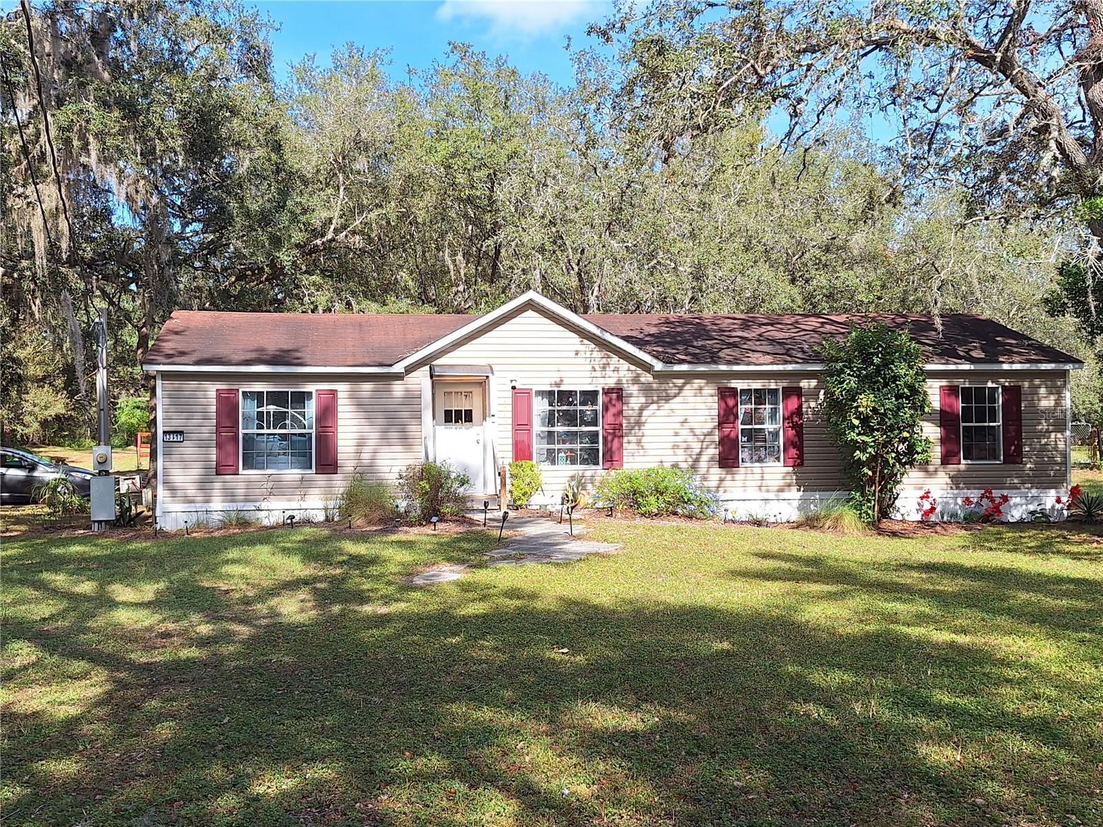 HUDSON GROVE ESTATES - Residential