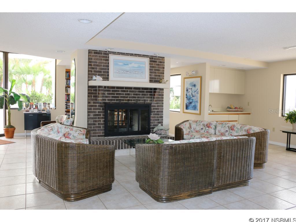 Tradewinds Condo - Residential