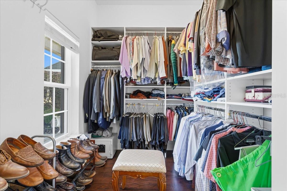 RED OAK ESTATES - Residential