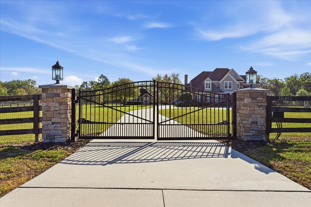 RED OAK ESTATES - Residential