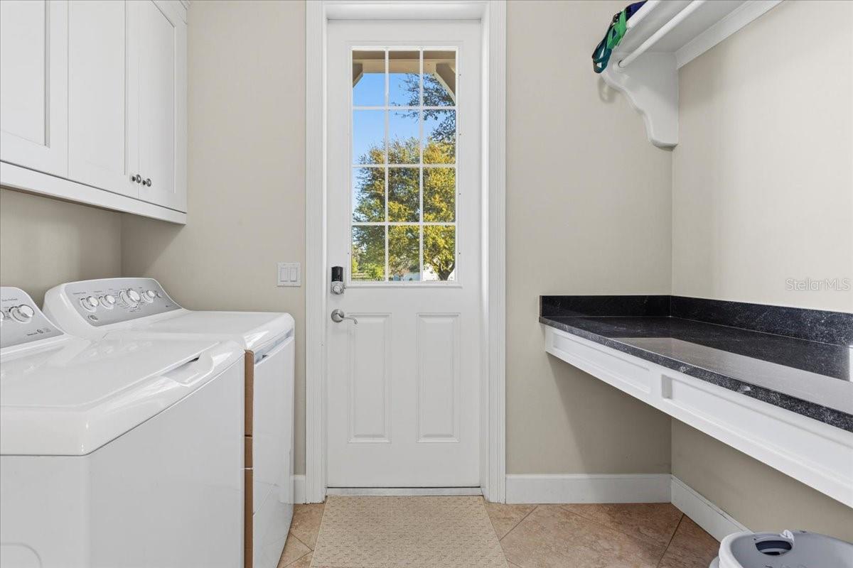 RED OAK ESTATES - Residential