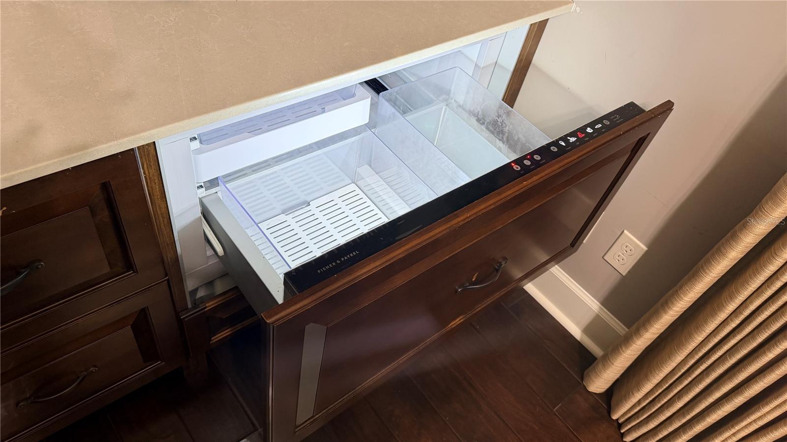 RED OAK ESTATES - Residential