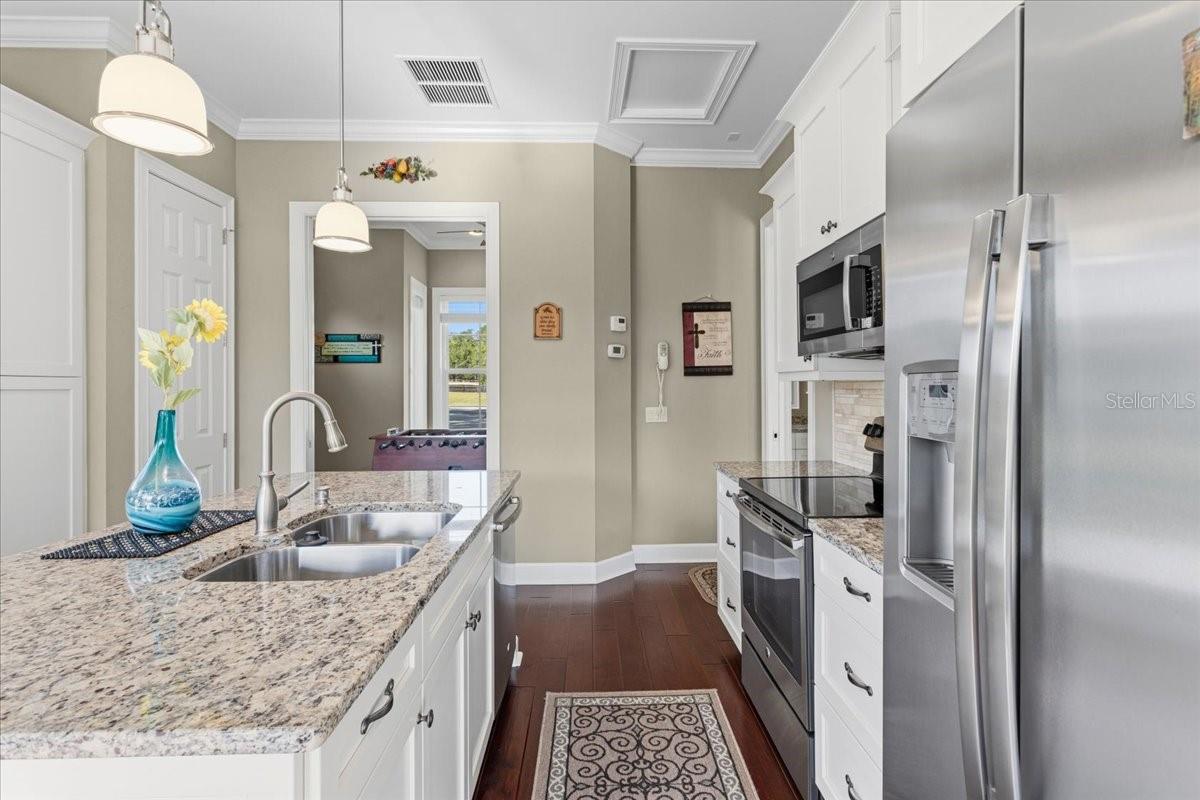 RED OAK ESTATES - Residential