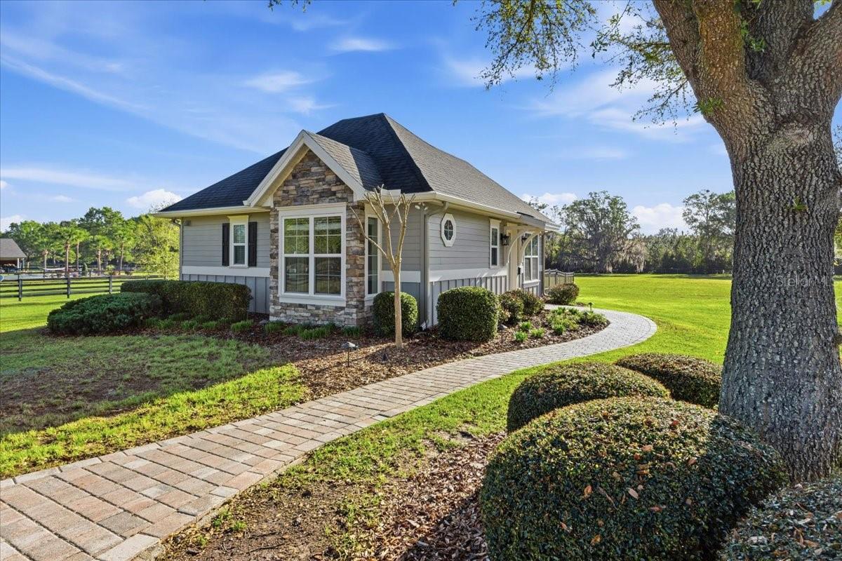 RED OAK ESTATES - Residential