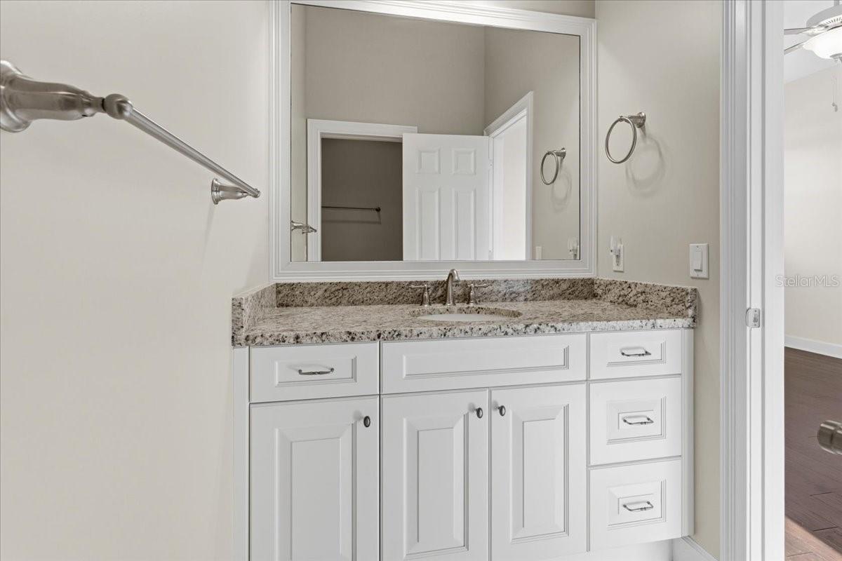 RED OAK ESTATES - Residential