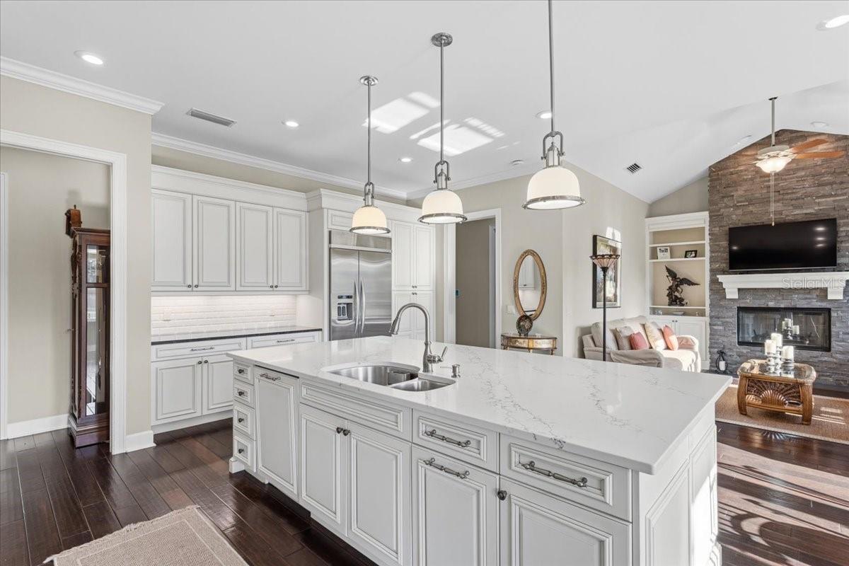 RED OAK ESTATES - Residential