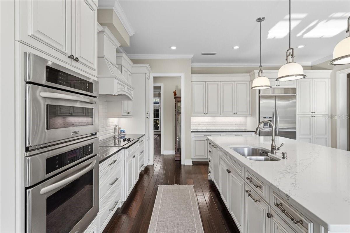 RED OAK ESTATES - Residential