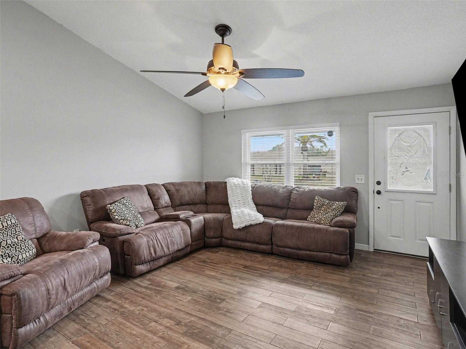 ORANGEWOOD VILLAGE 09 - Residential