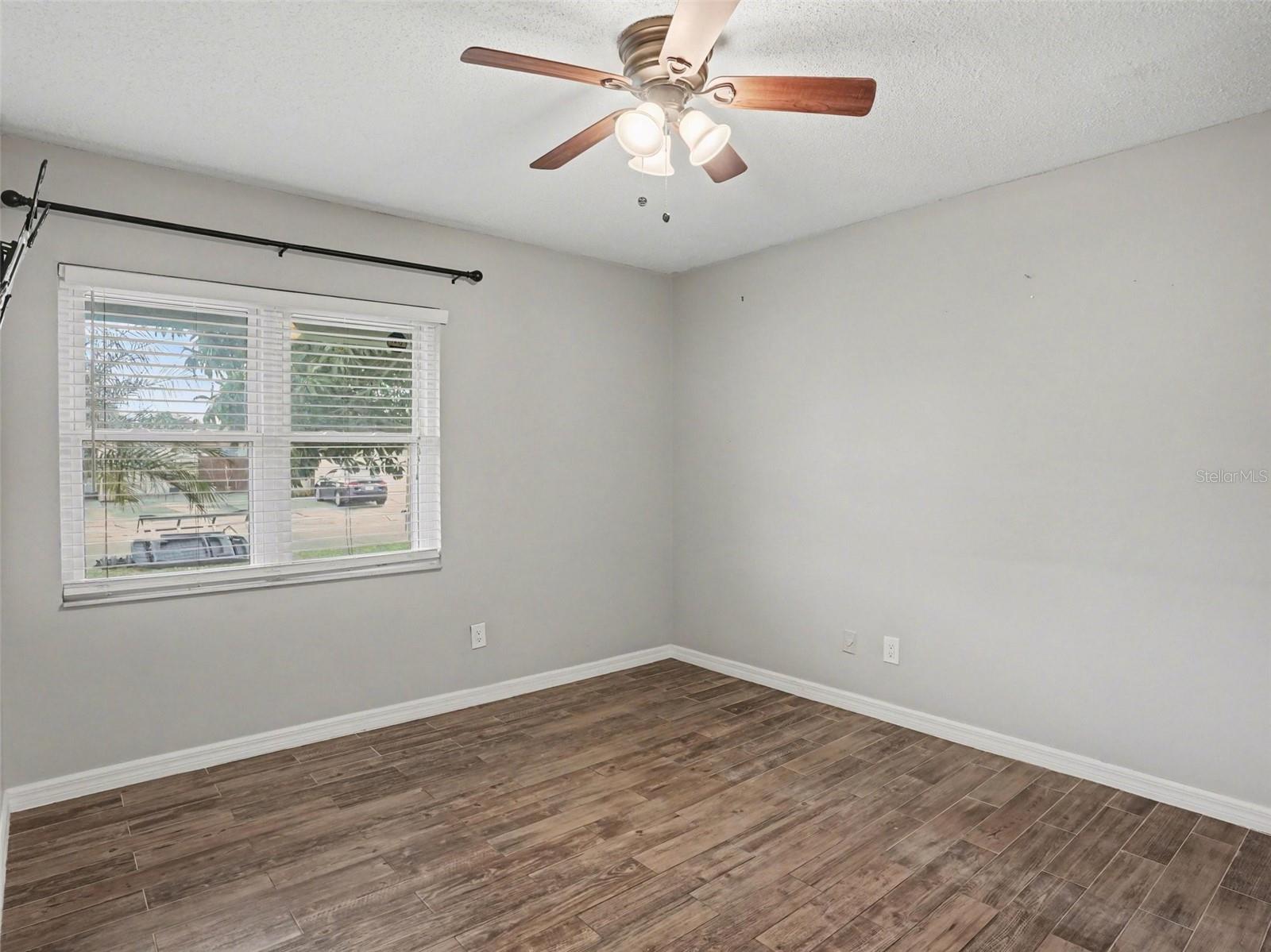 ORANGEWOOD VILLAGE 09 - Residential