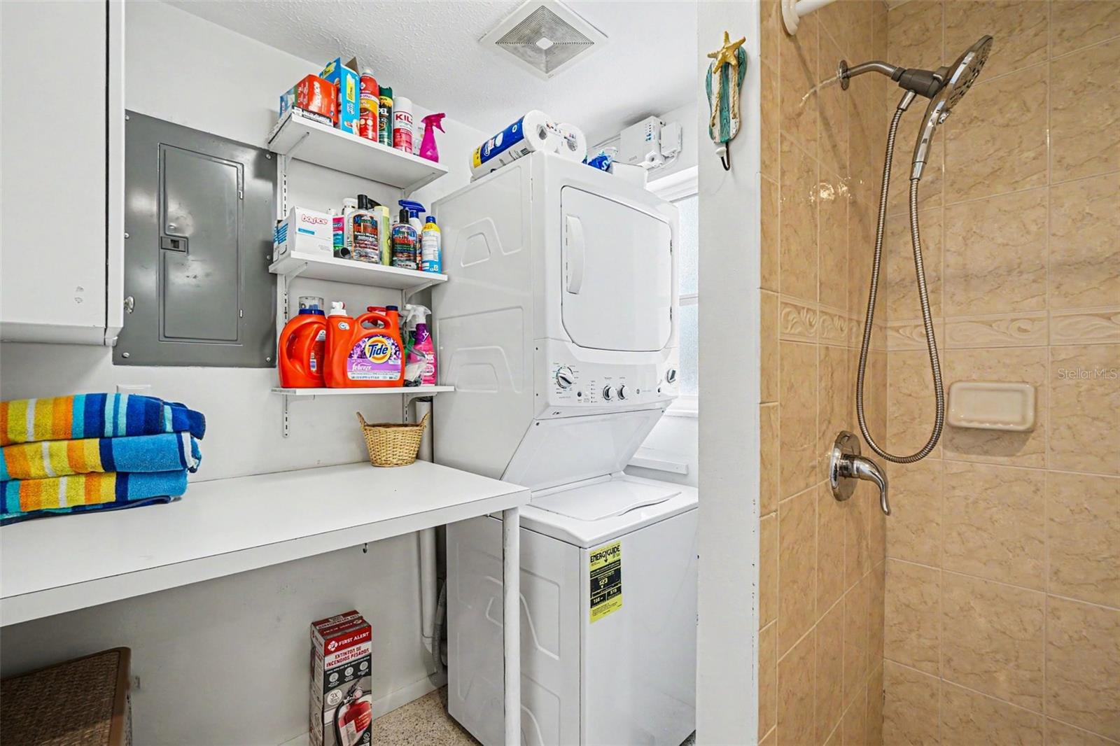 BAY POINT CORR OF - Residential