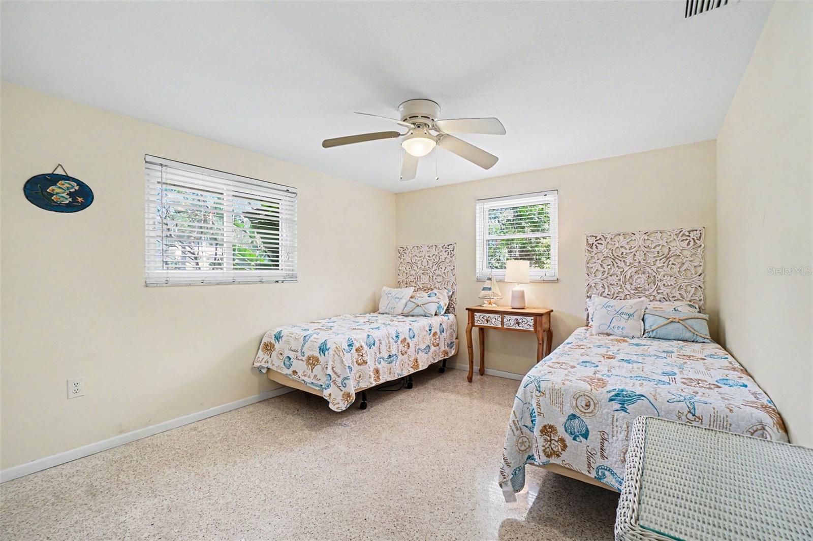 BAY POINT CORR OF - Residential