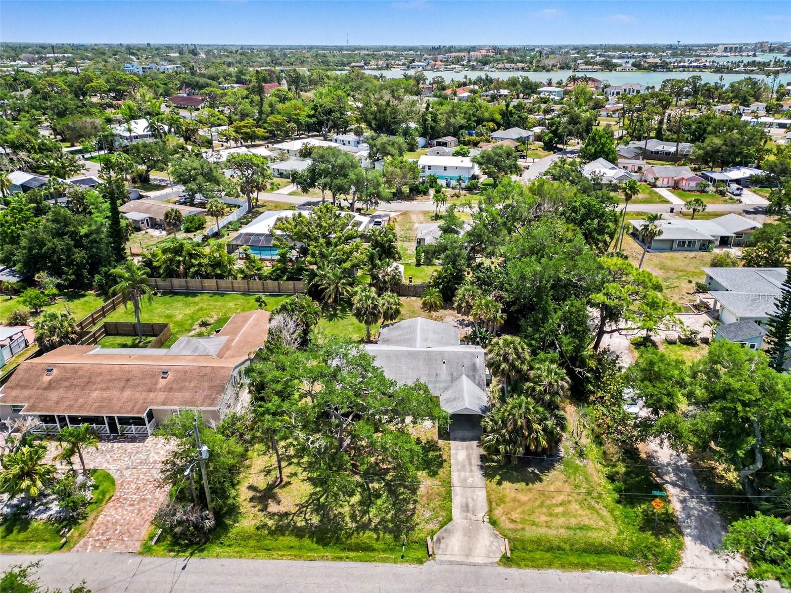 BAY POINT CORR OF - Residential
