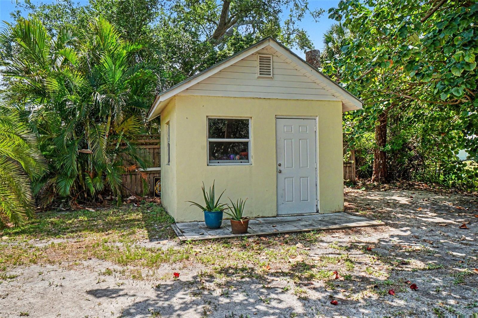 BAY POINT CORR OF - Residential