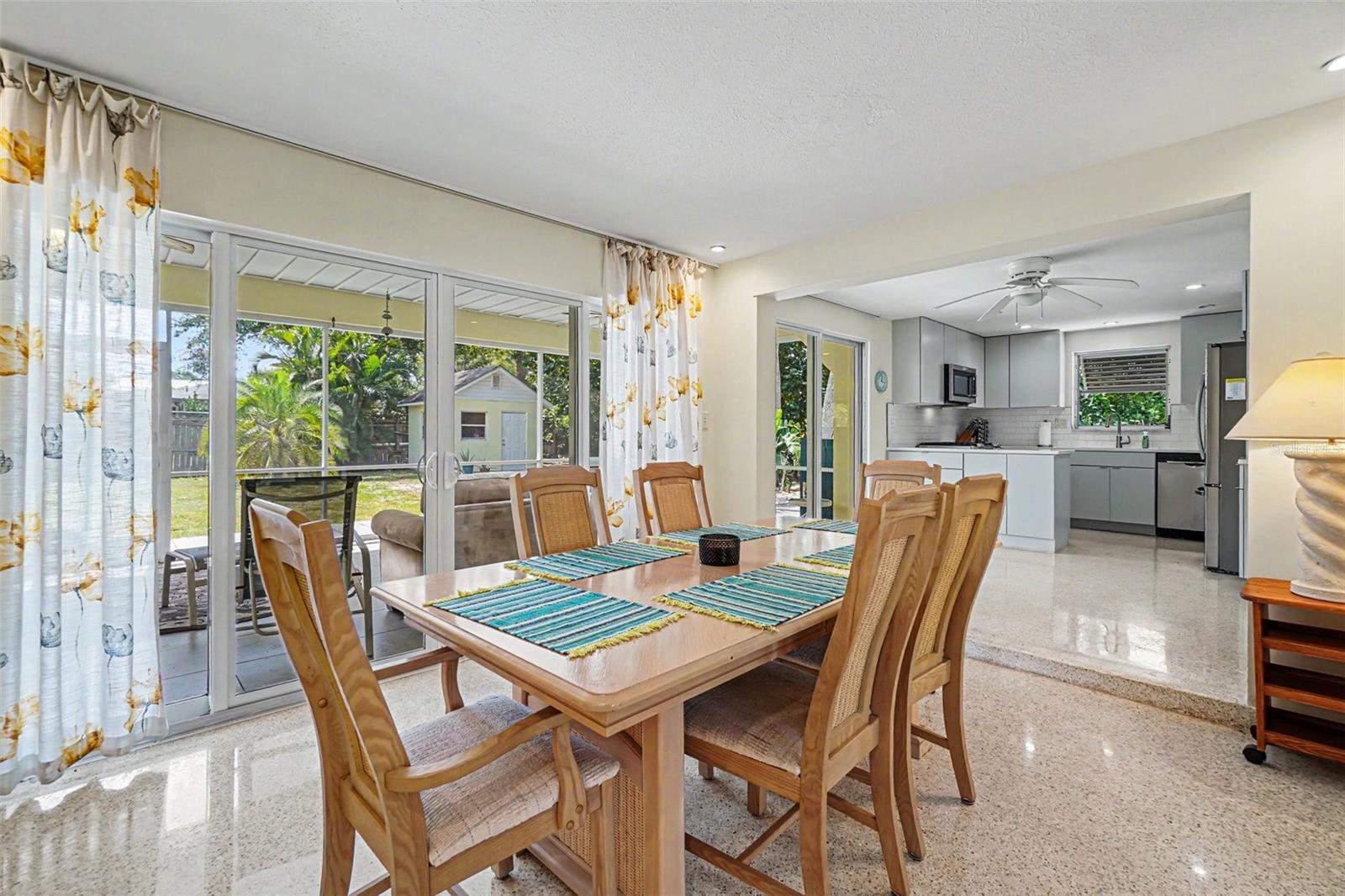 BAY POINT CORR OF - Residential