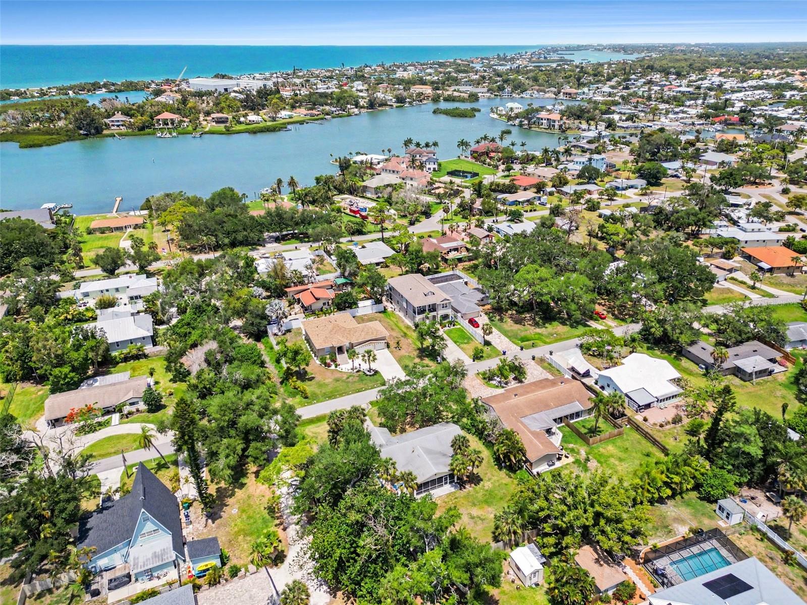 BAY POINT CORR OF - Residential