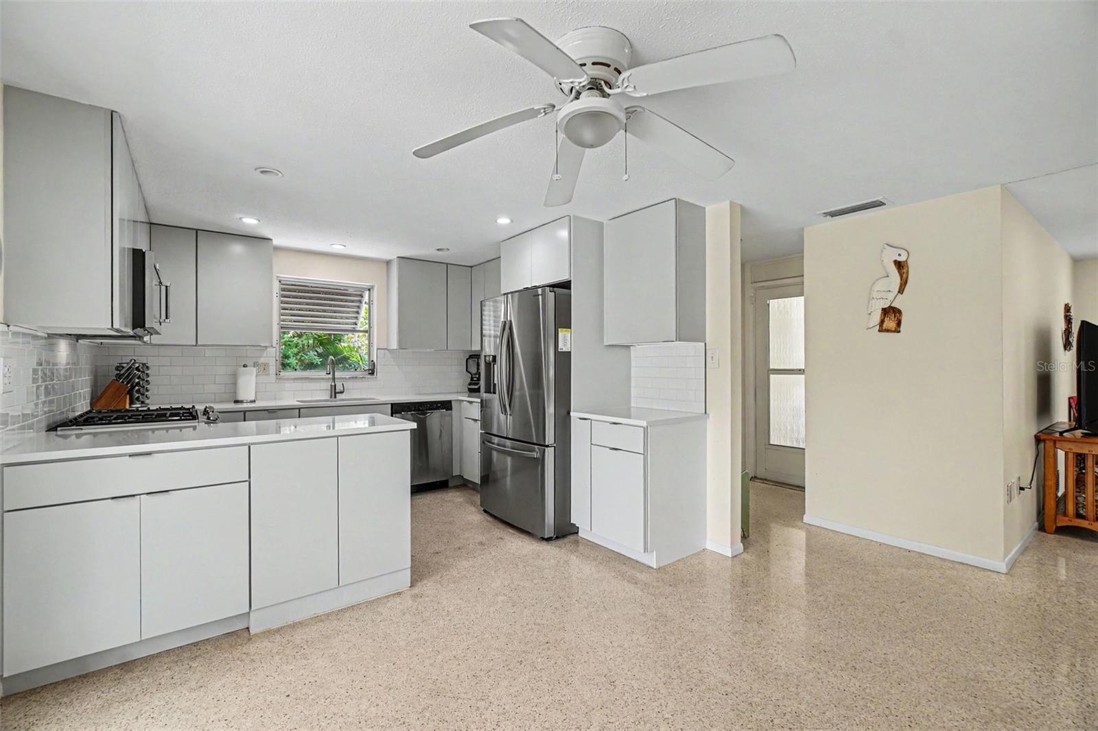 BAY POINT CORR OF - Residential