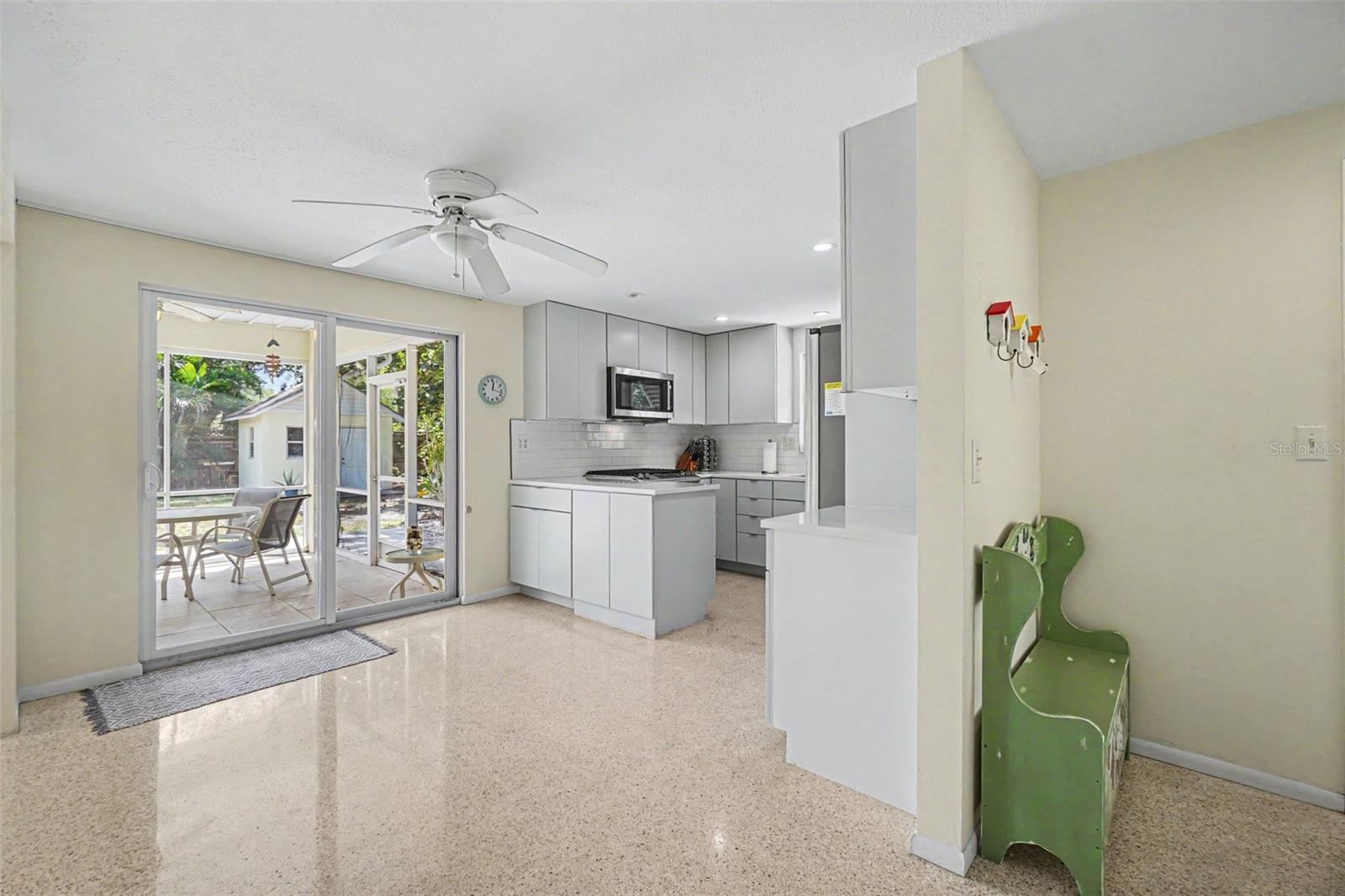 BAY POINT CORR OF - Residential
