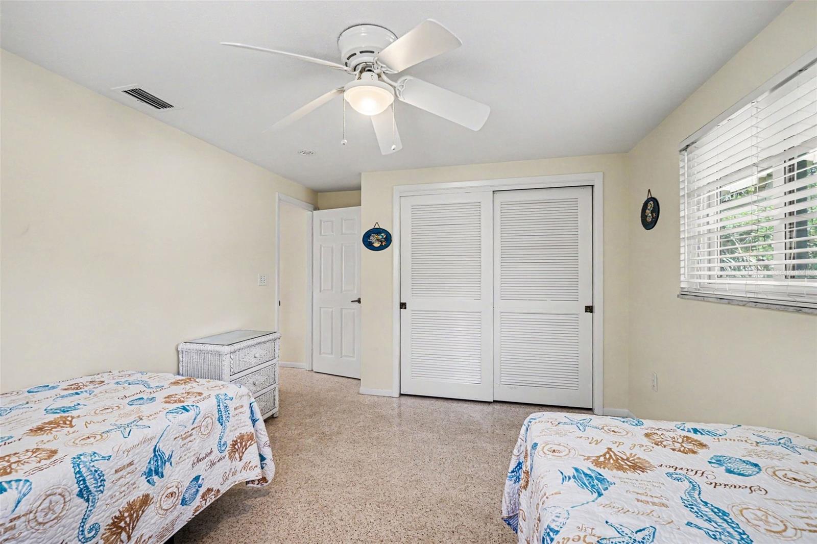 BAY POINT CORR OF - Residential