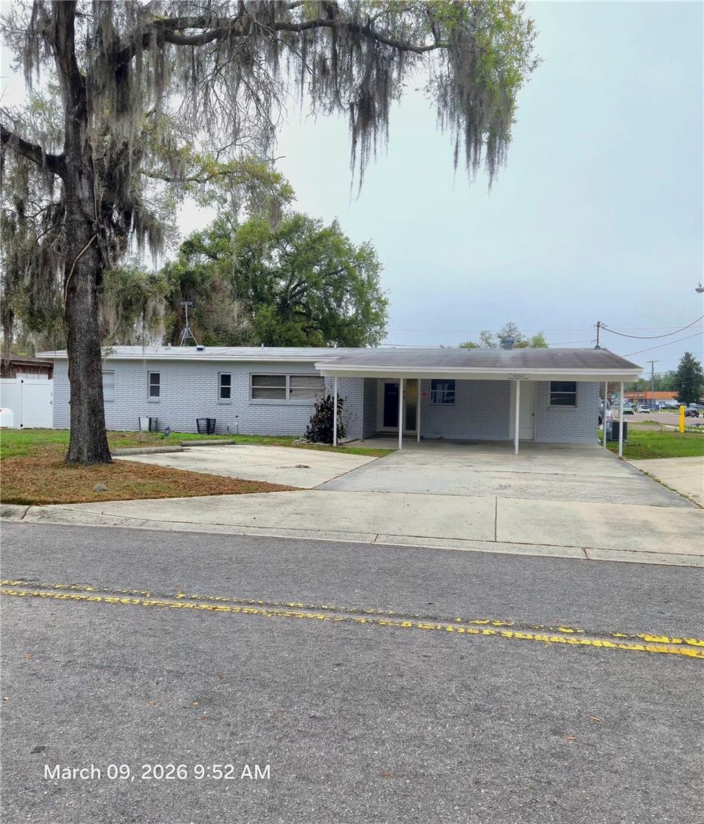 Photo of 101 Emily Lane, Brandon, FL 33510 (MLS # TB8484686)