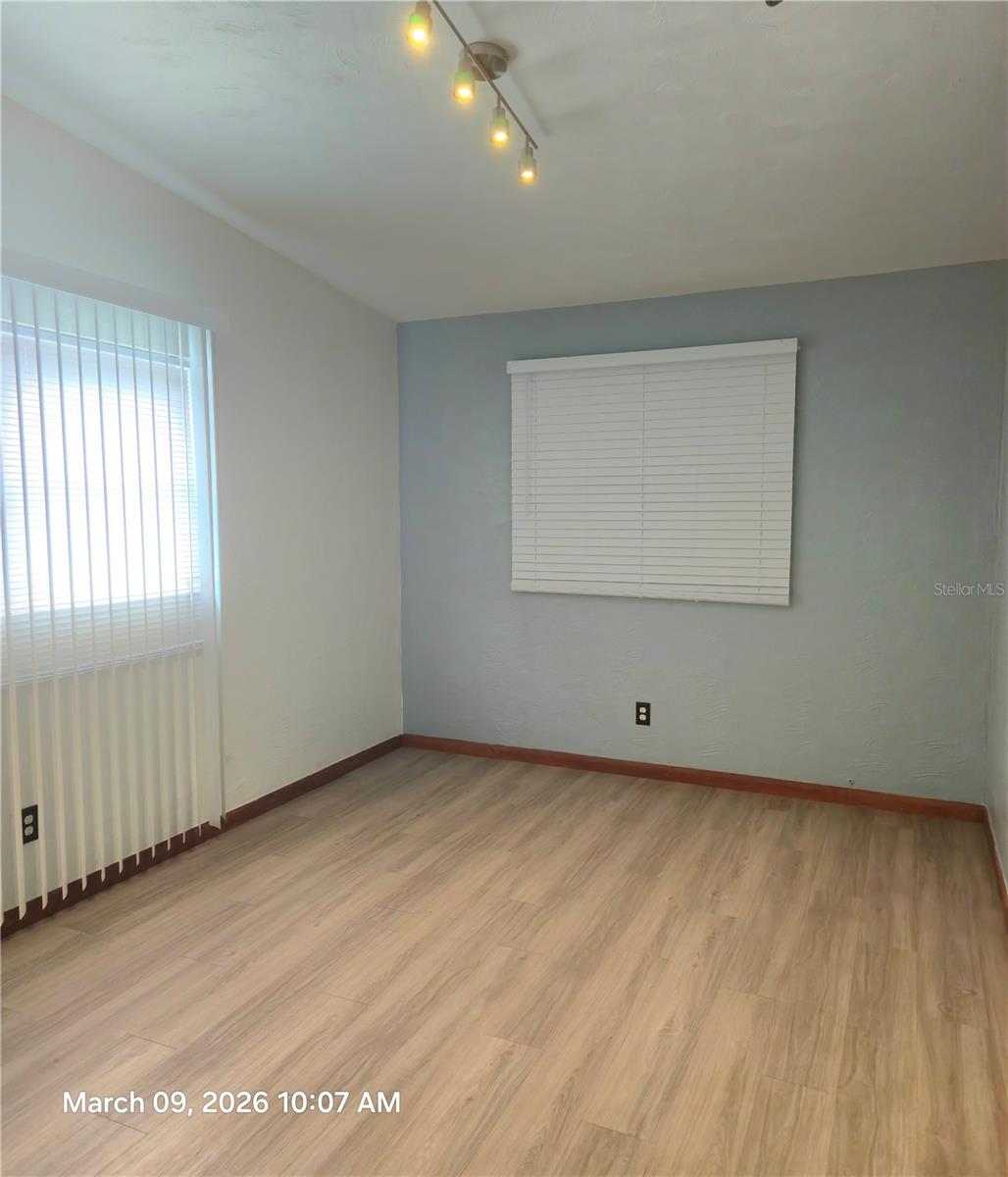 BRANDON GARDENS - Commercial Lease