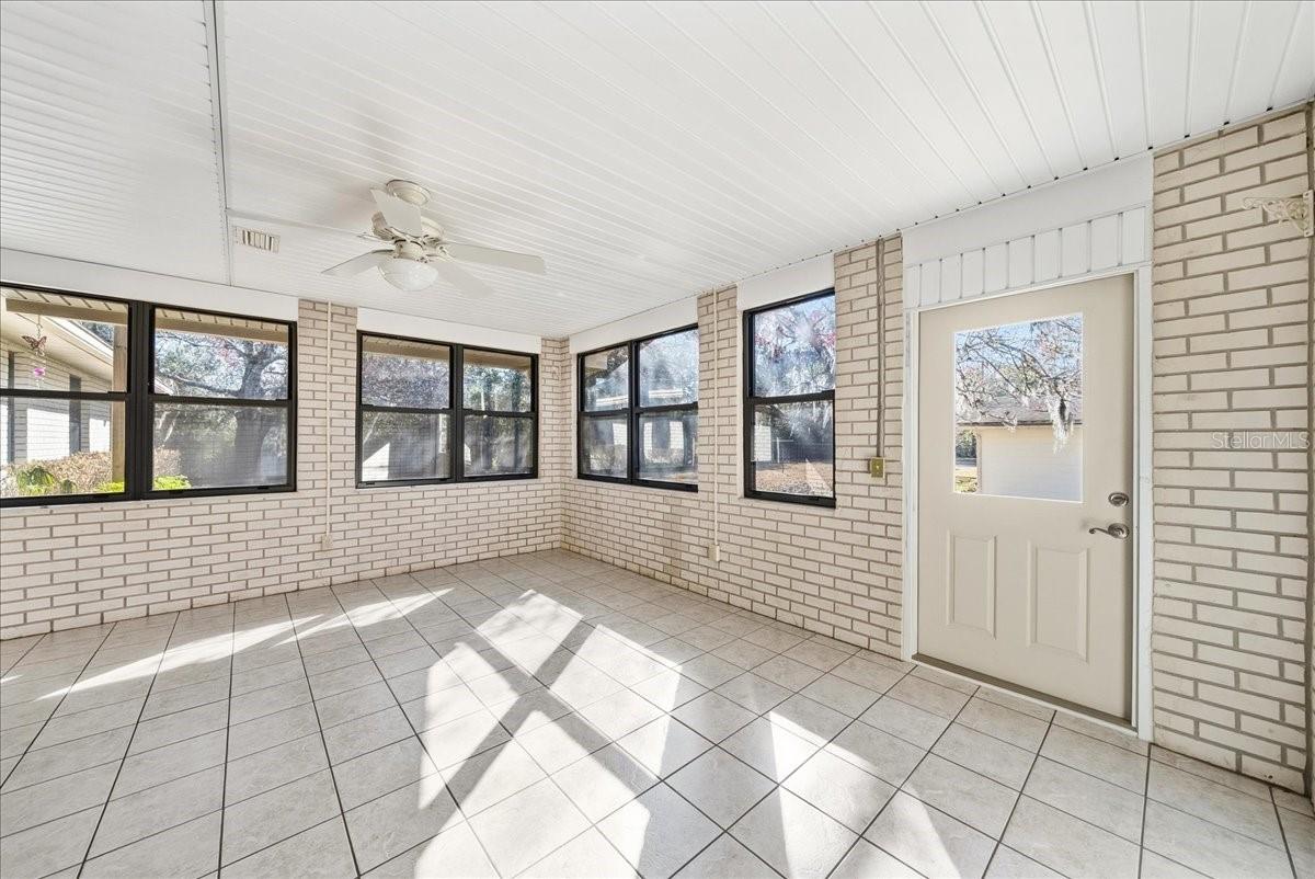 EARLY RISE - Residential