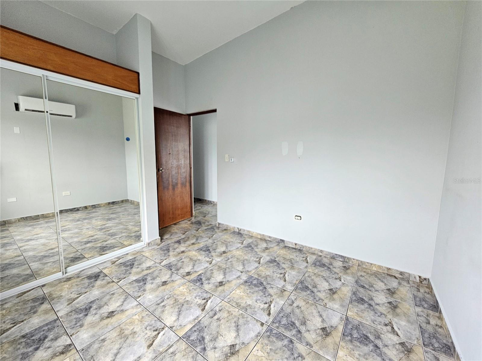 CAÑABONCITO - Residential