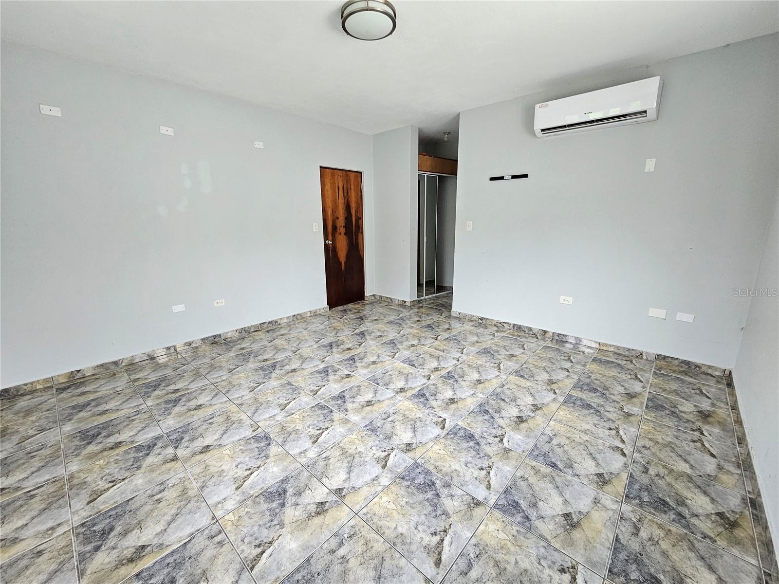 CAÑABONCITO - Residential