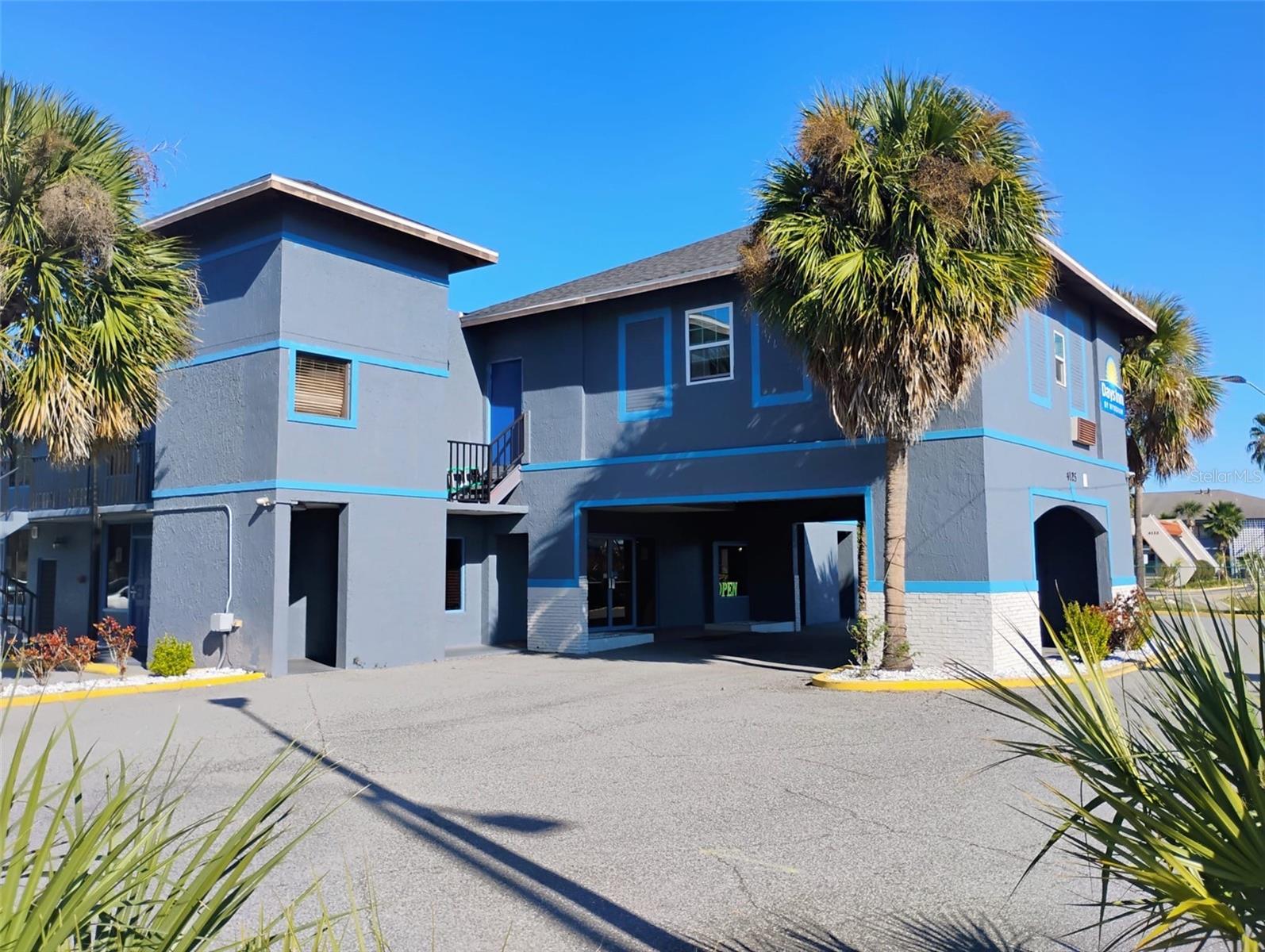 ACREAGE & UNREC - Commercial Sale