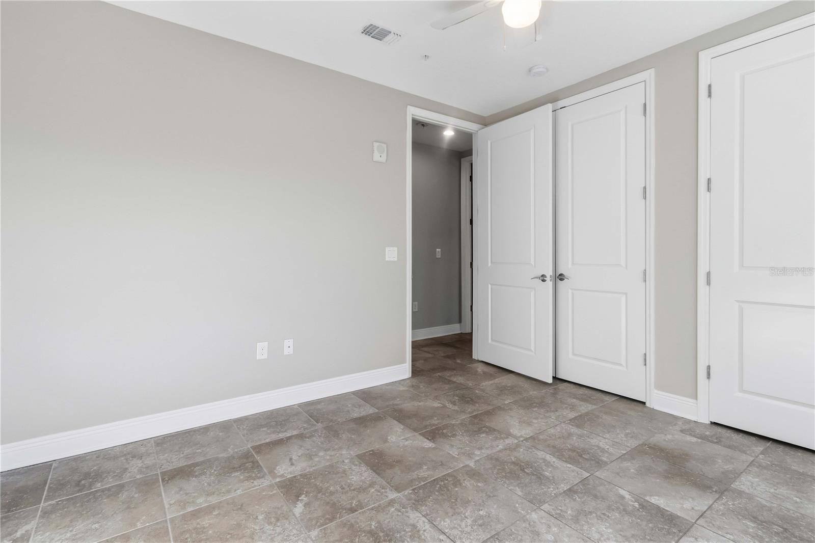 PALMA SOLA BAY CLUB PH 18B - Residential