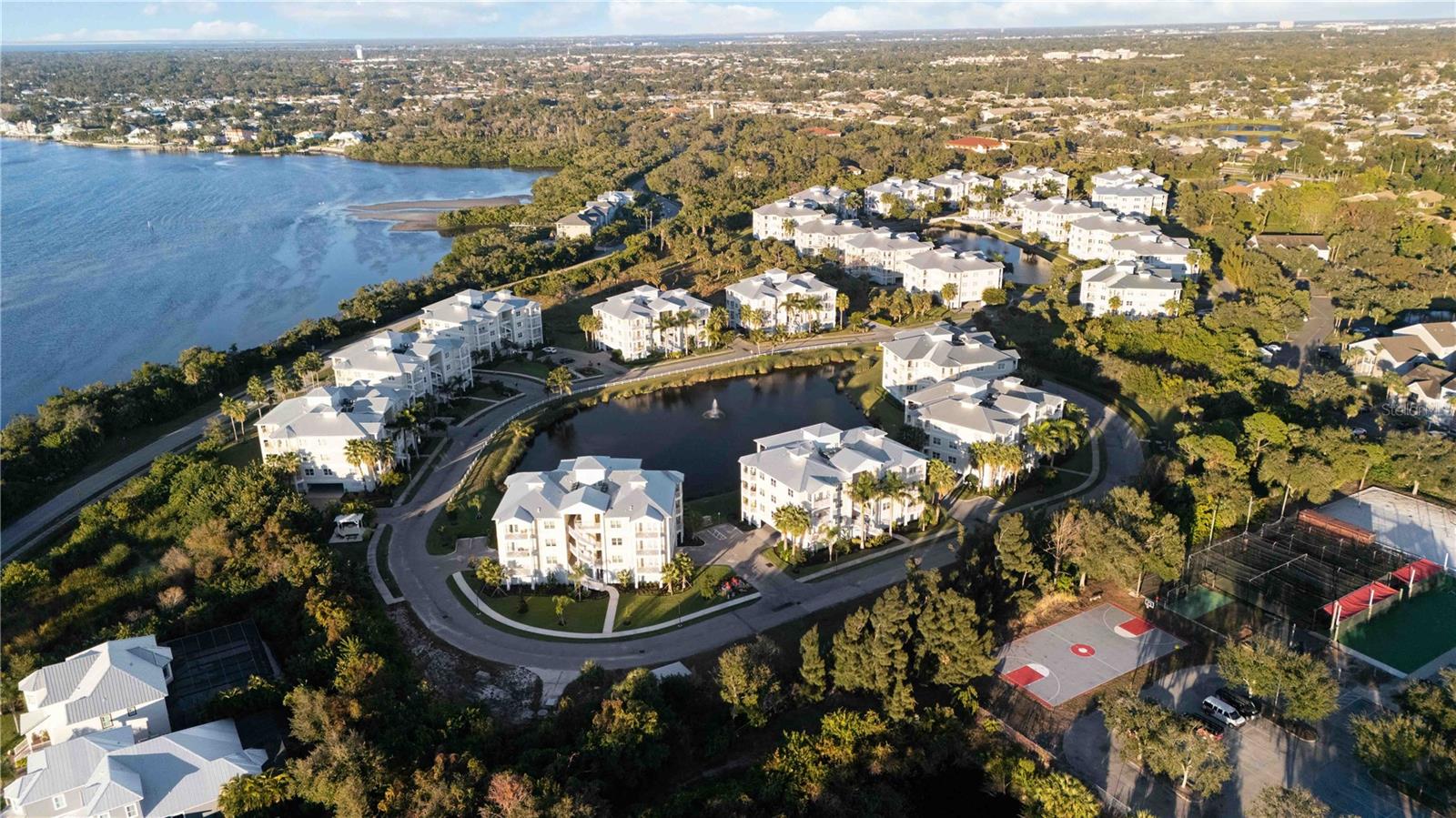 PALMA SOLA BAY CLUB PH 18B - Residential