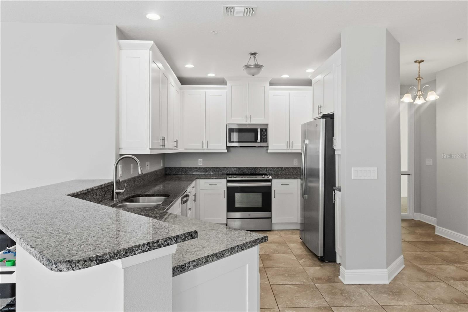 PALMA SOLA BAY CLUB PH 18B - Residential