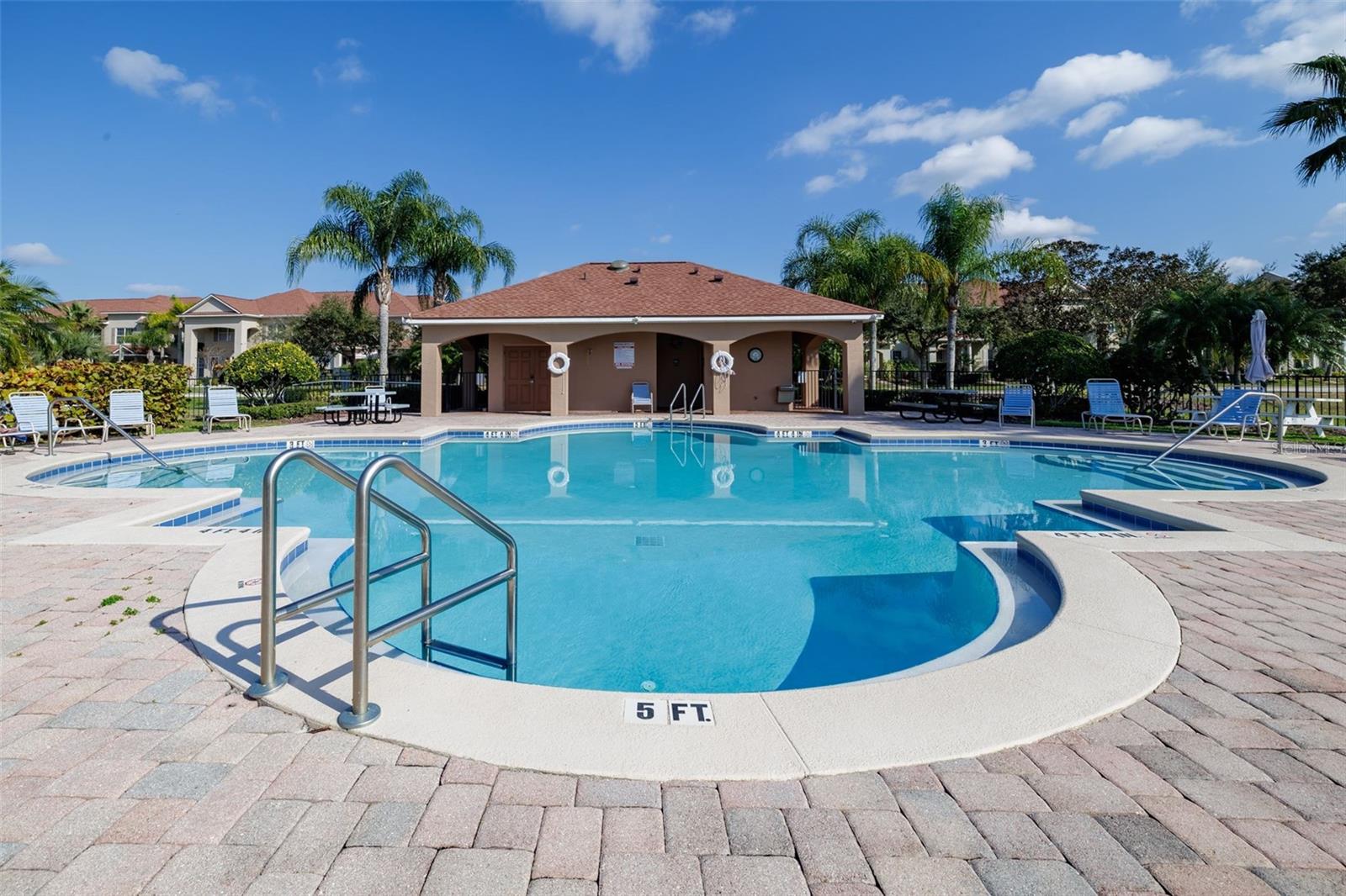 VENETIAN BAY - Residential