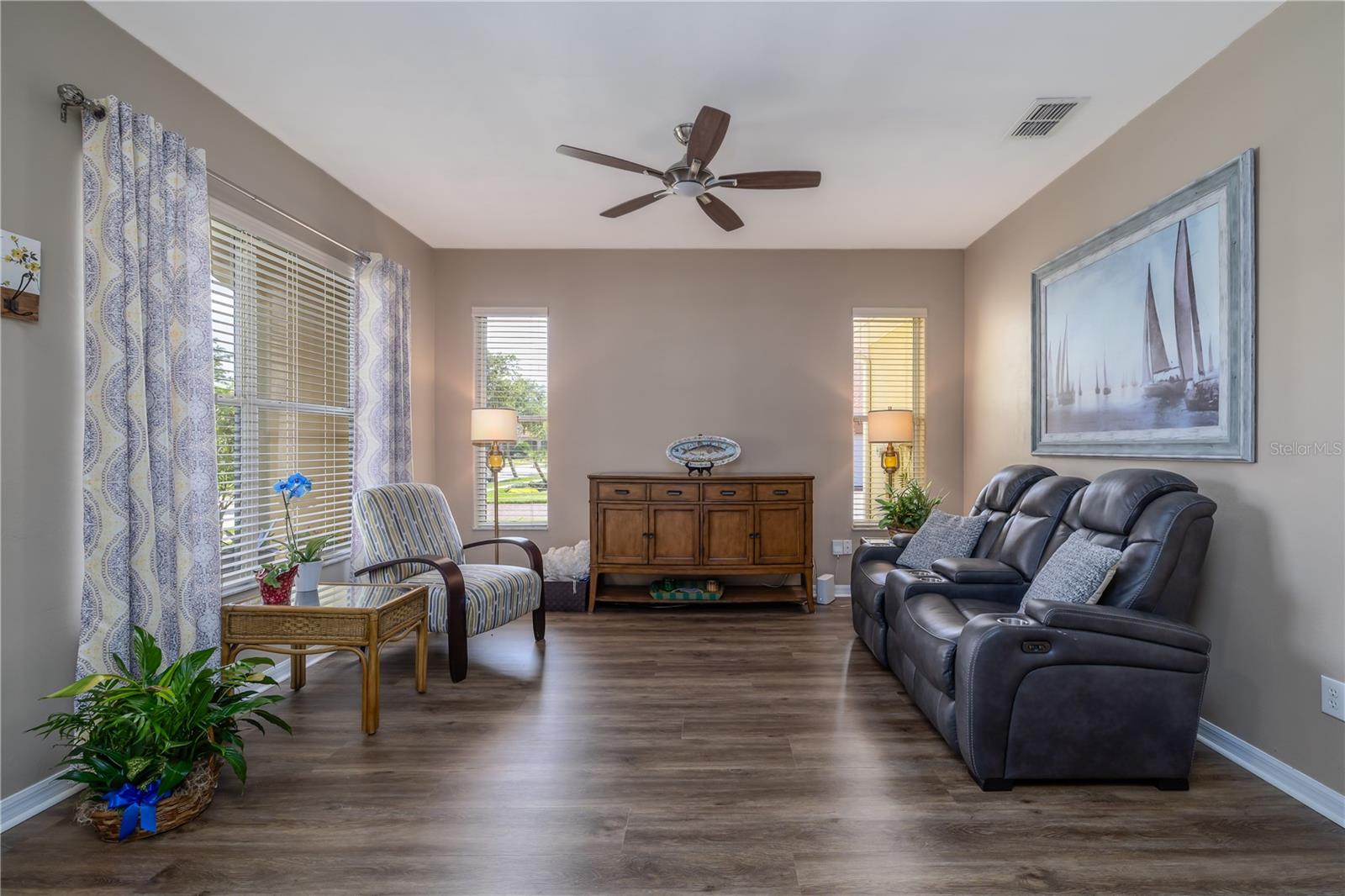 VENETIAN BAY - Residential