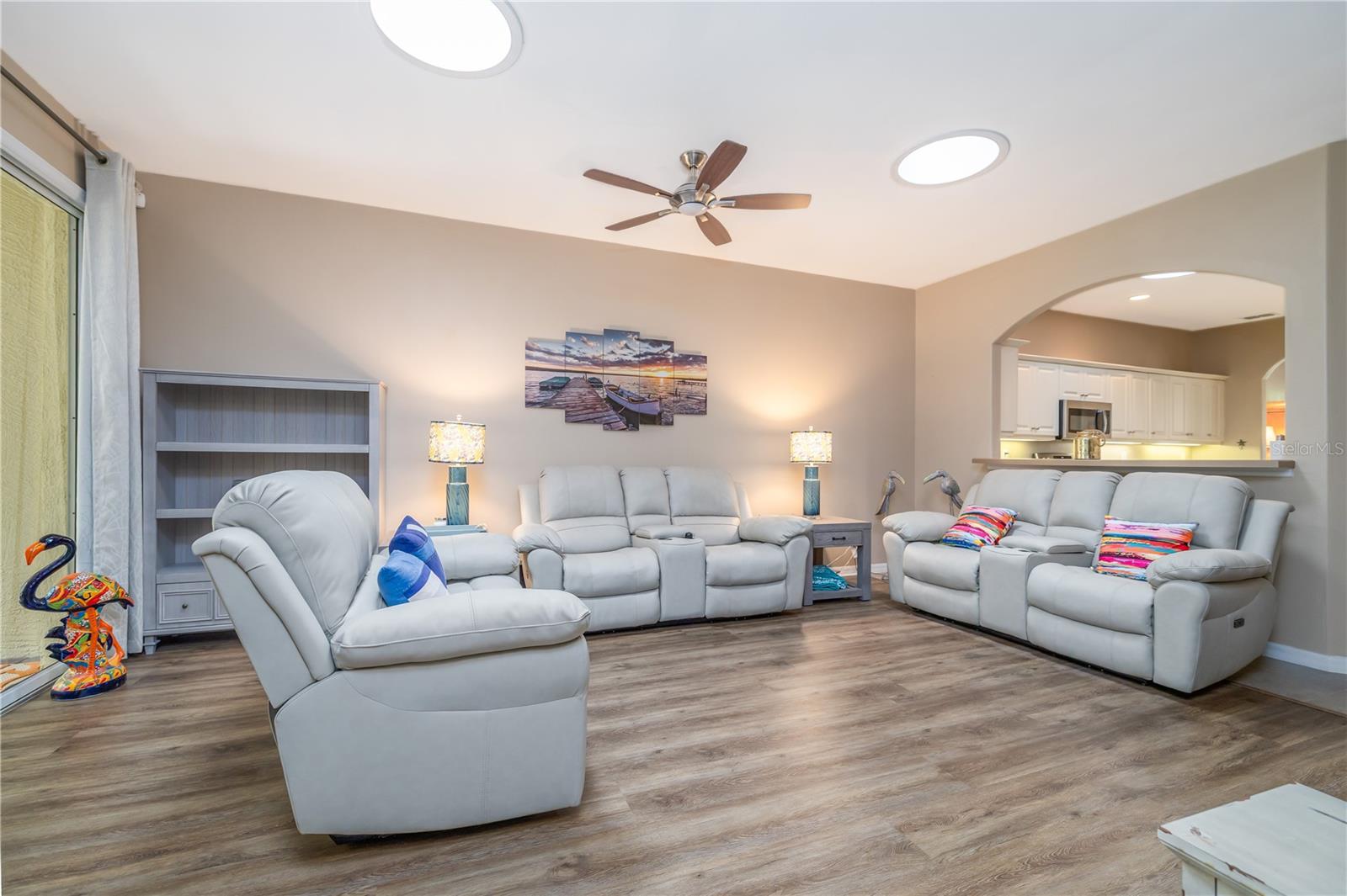 VENETIAN BAY - Residential